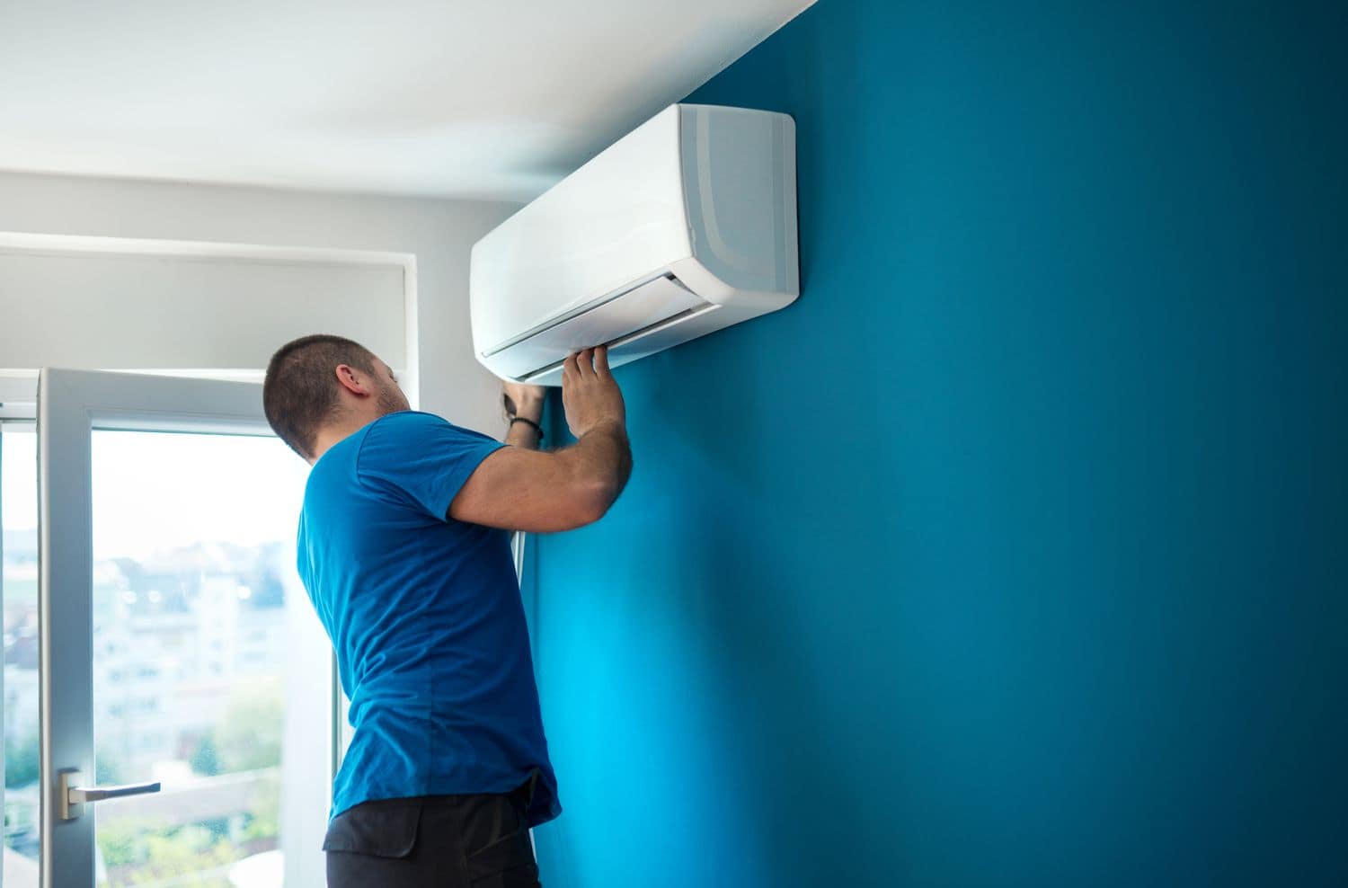AC Installation के समय इन 5 बातों का रखें ध्यान, वरना महंगा पड़ेगा आपका एअर कंडीशनर