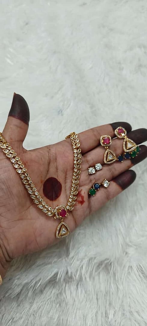 The most beautiful jewelry sets of 2025:एक ऐसा नेकलेस सेट जो दिल को छू ले